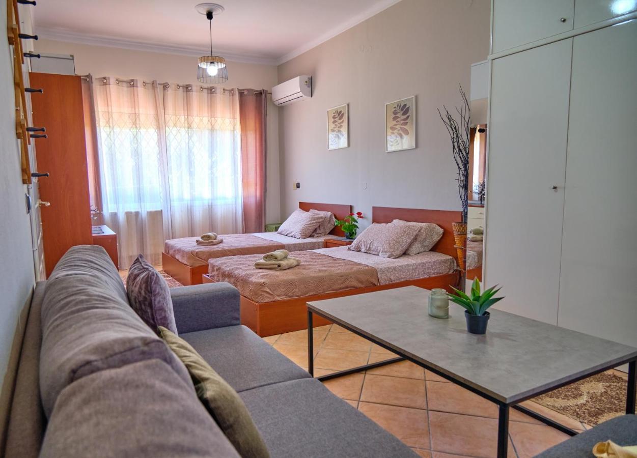 Noufris House Róda Kültér fotó